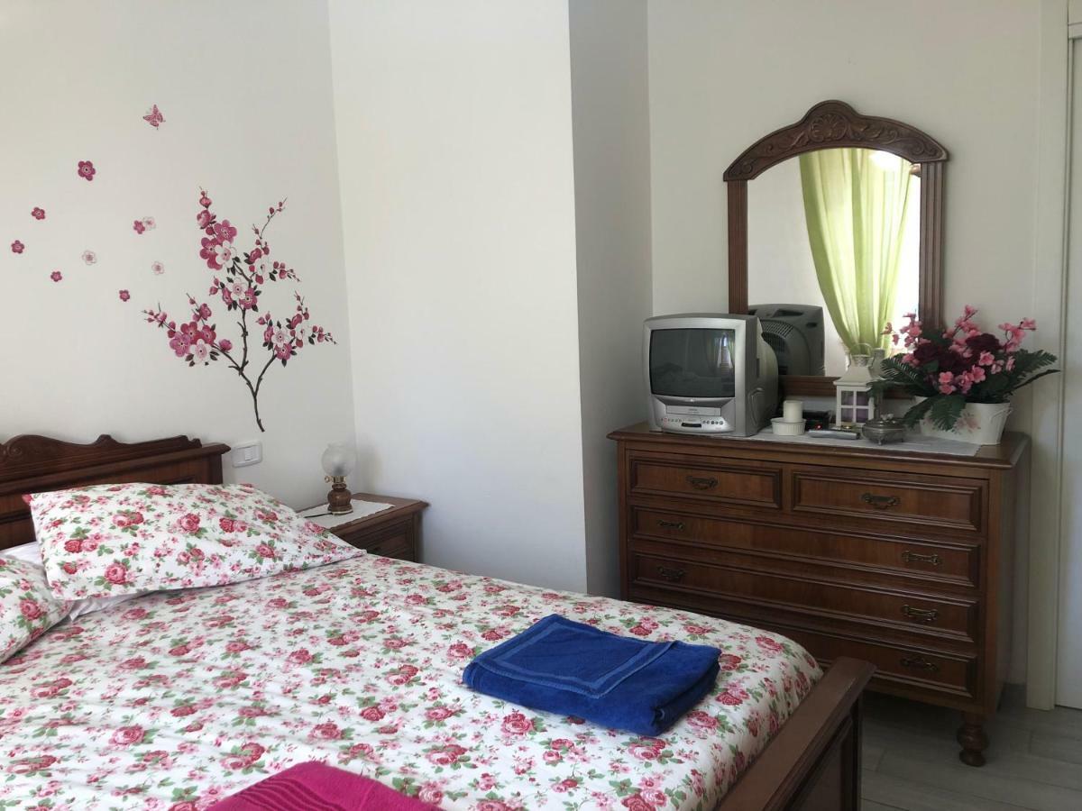 La Casa Di Nena Apartman Vivo dʼOrcia Kültér fotó